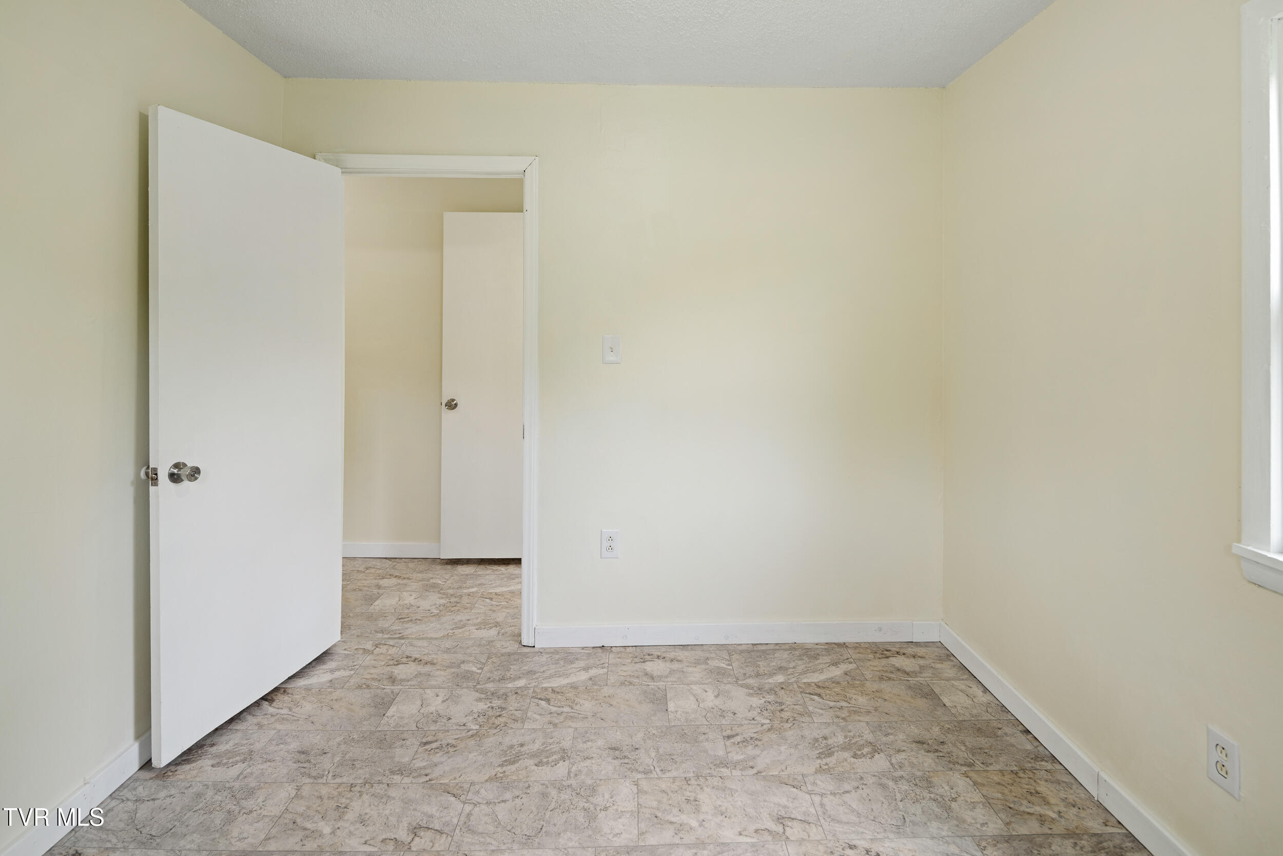 1227 Poga Road, Butler, Tennessee image 13