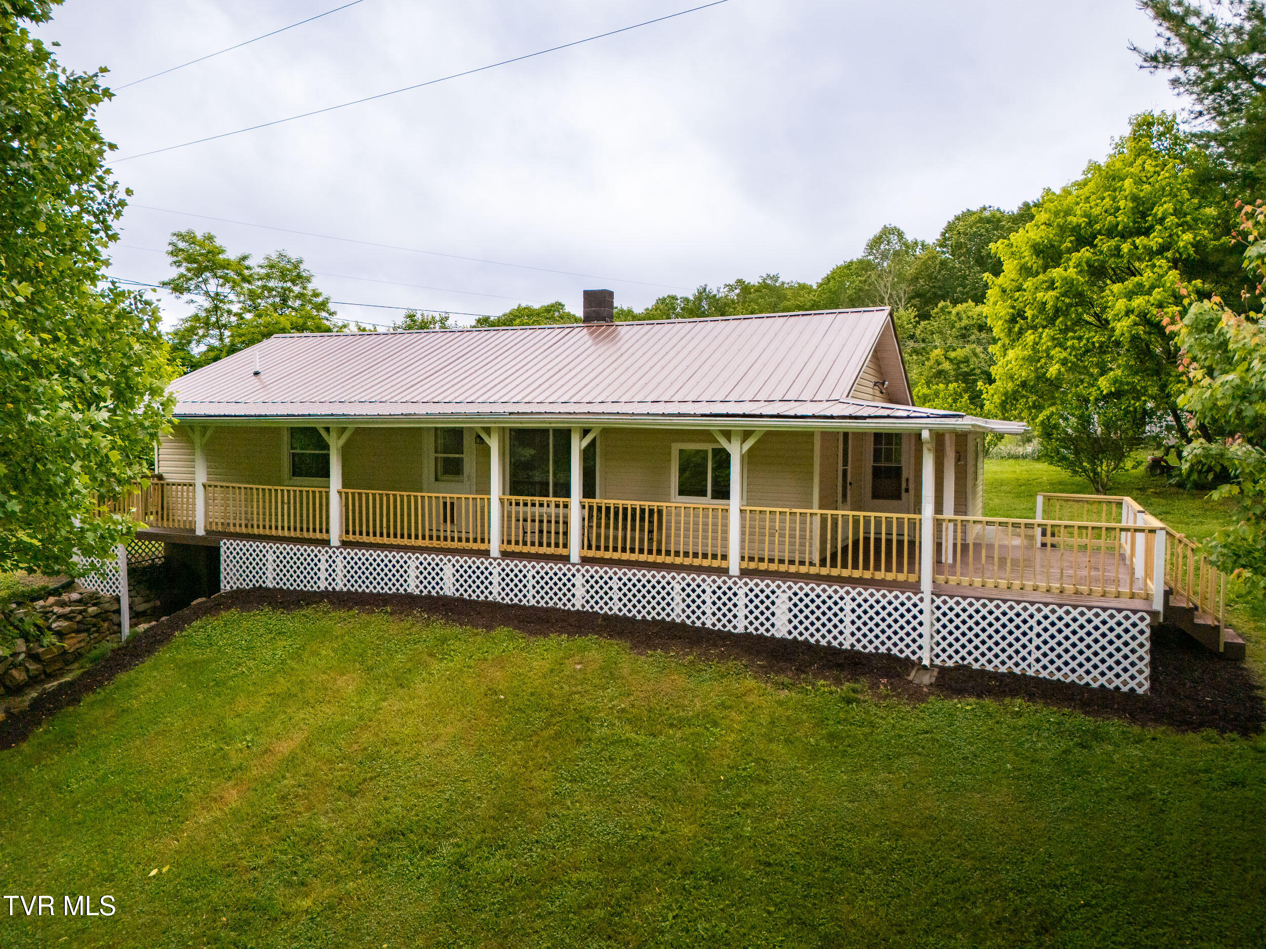 1227 Poga Road, Butler, Tennessee image 1