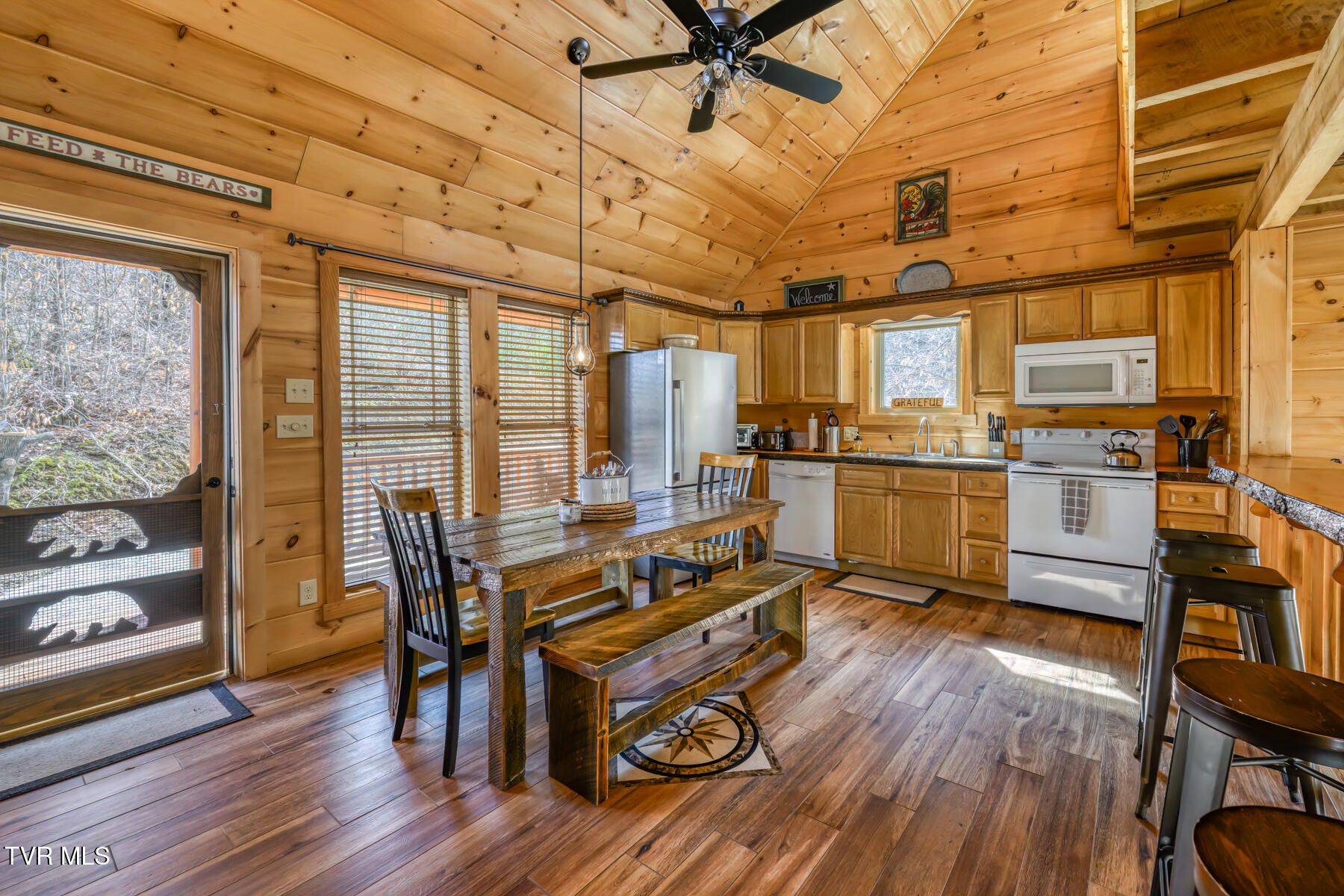 154 State Highway 143, Roan Mountain, Tennessee image 15