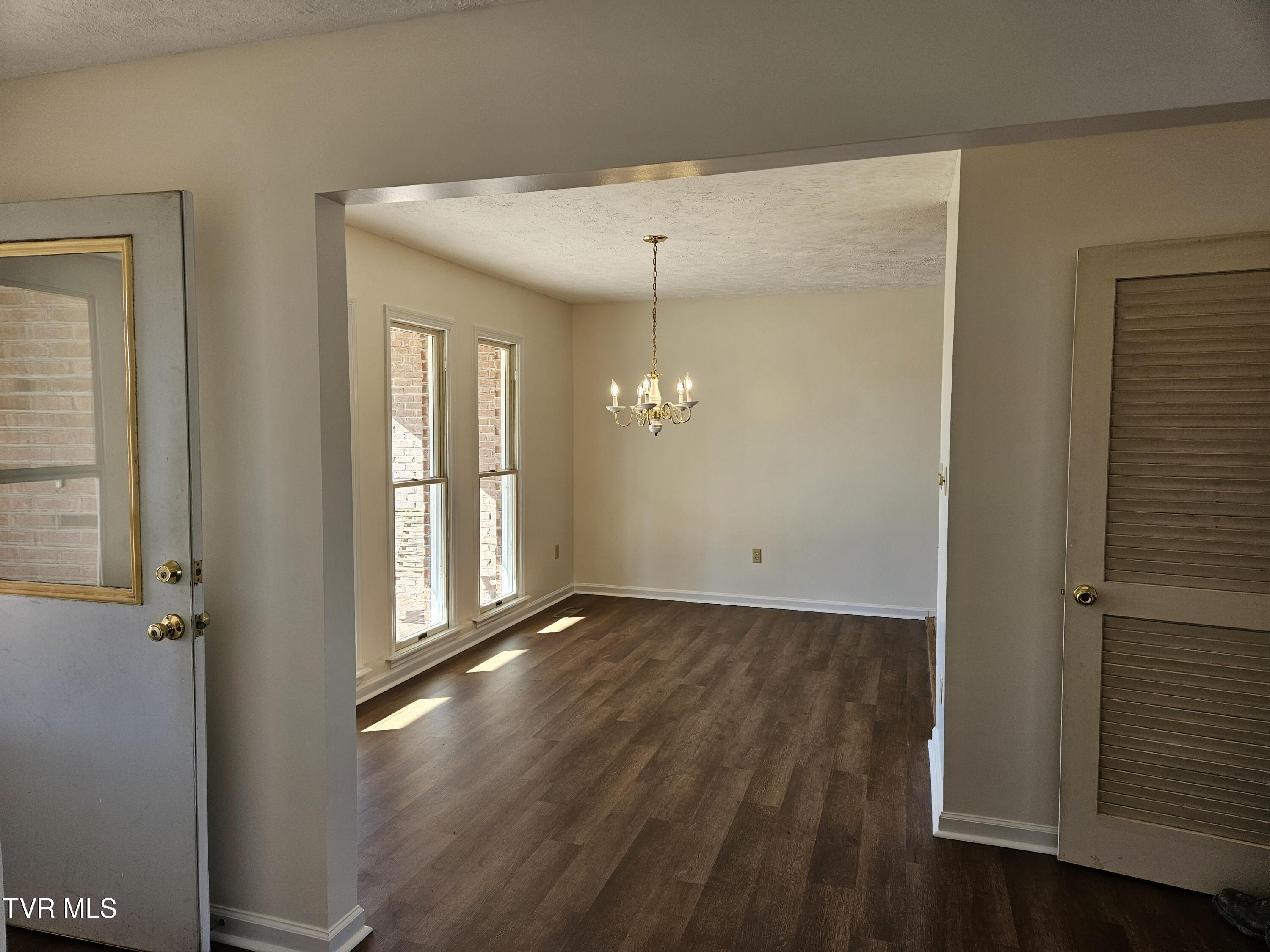 19475 Pleasant View Drive, Abingdon, Virginia image 3