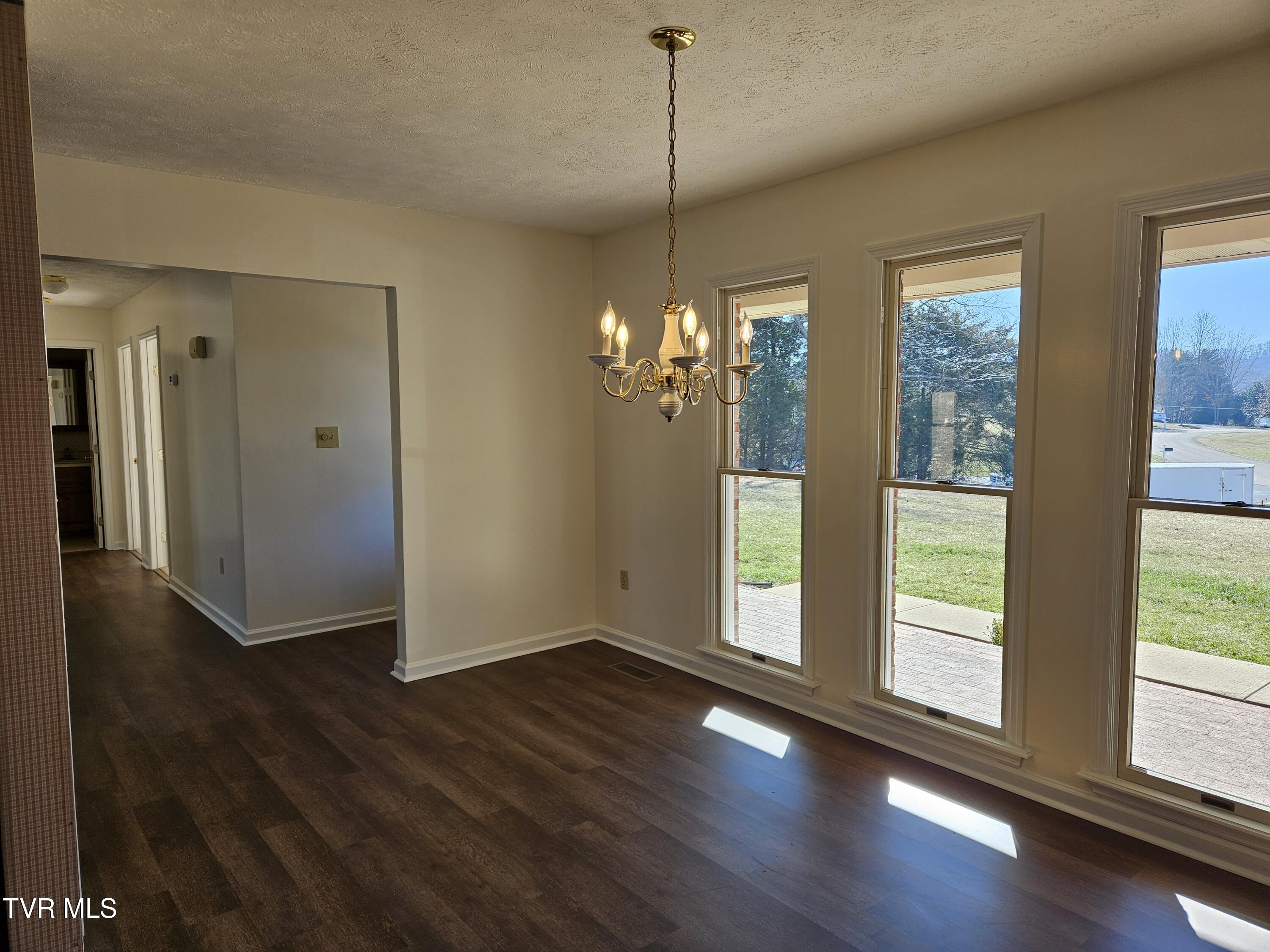 19475 Pleasant View Drive, Abingdon, Virginia image 4