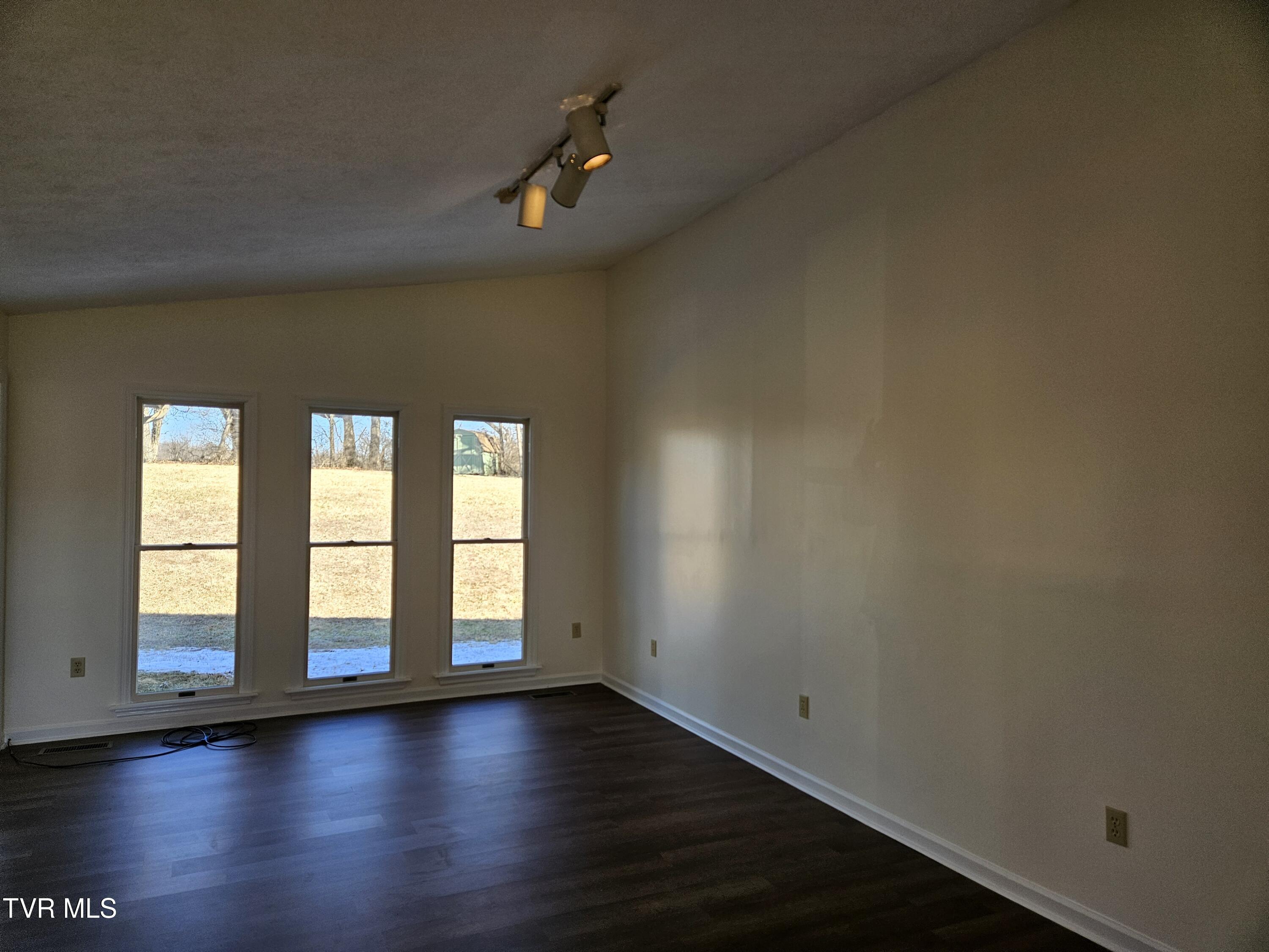 19475 Pleasant View Drive, Abingdon, Virginia image 5