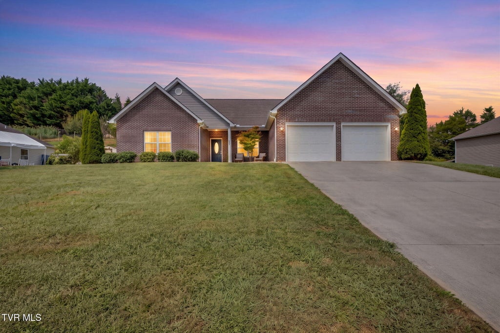Photo of 1338 Glen Abbey Way, Gray, TN 37615 (MLS # 10000563)