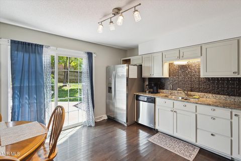 Tiny photo for 3201 Buckingham Drive, Johnson City, TN 37604 (MLS # 9986477)