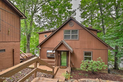 Photo of 490 Hideaway Farm Road, Piney Flats, TN 37686 (MLS # 9996021)