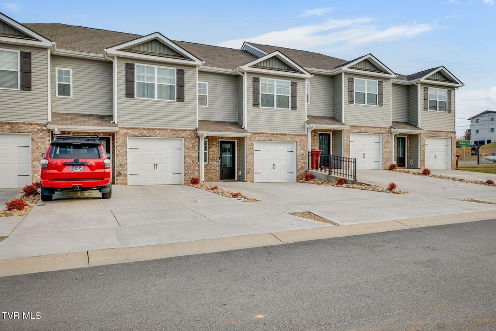 Photo of 30 Moon Rock Court, Johnson City, TN 37615 (MLS # 9990194)