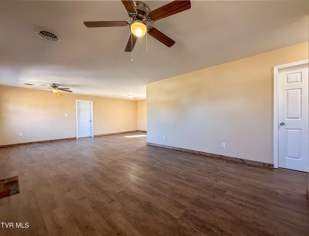 Photo of 1106 Idlewylde Circle, Johnson City, TN 37601 (MLS # 9991533)