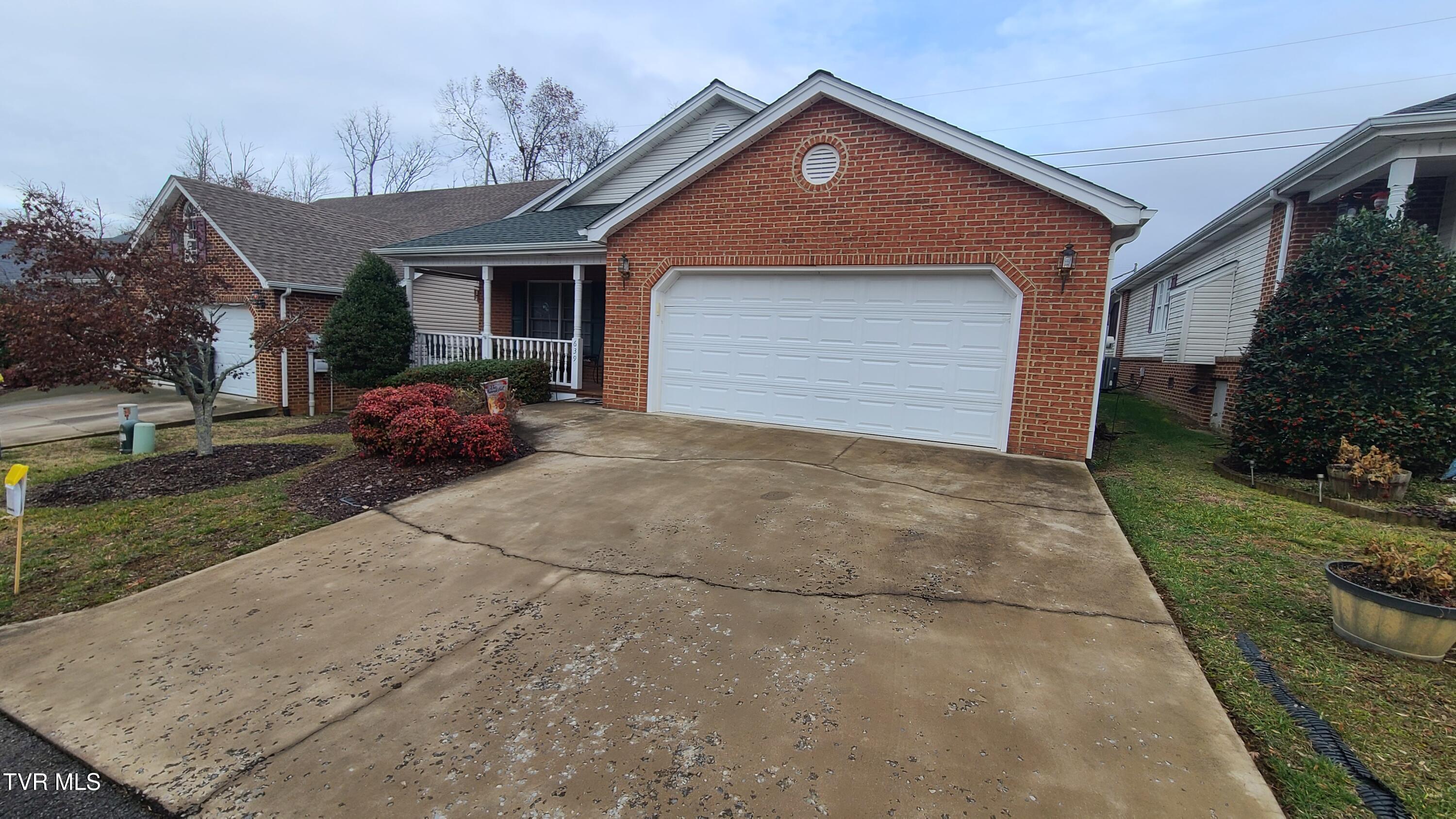 639 Willowcrest Place, Kingsport, Tennessee image 1