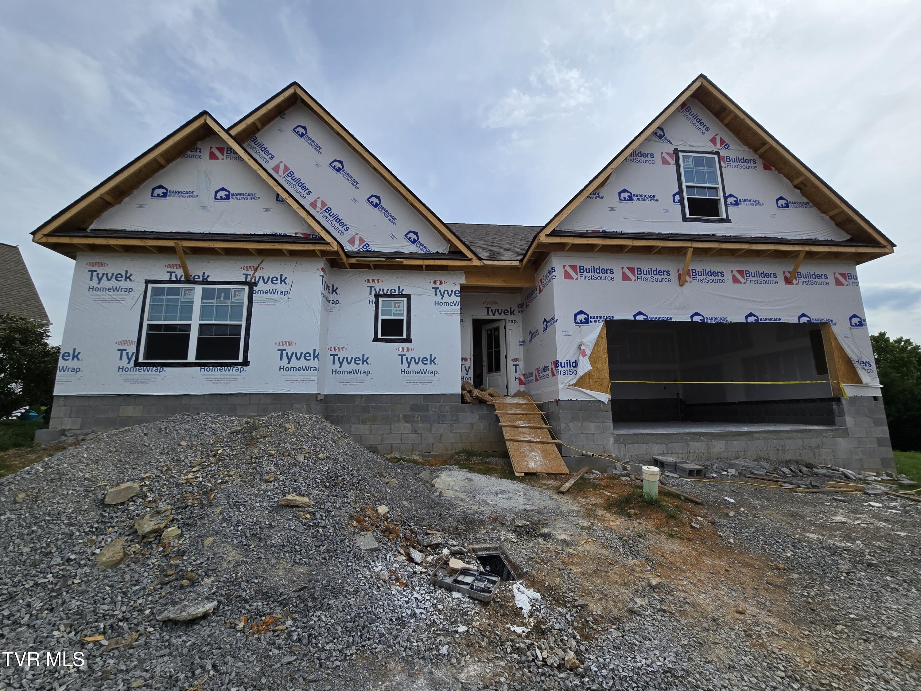1616 Maple Ridge Court, Kingsport, Tennessee image 1