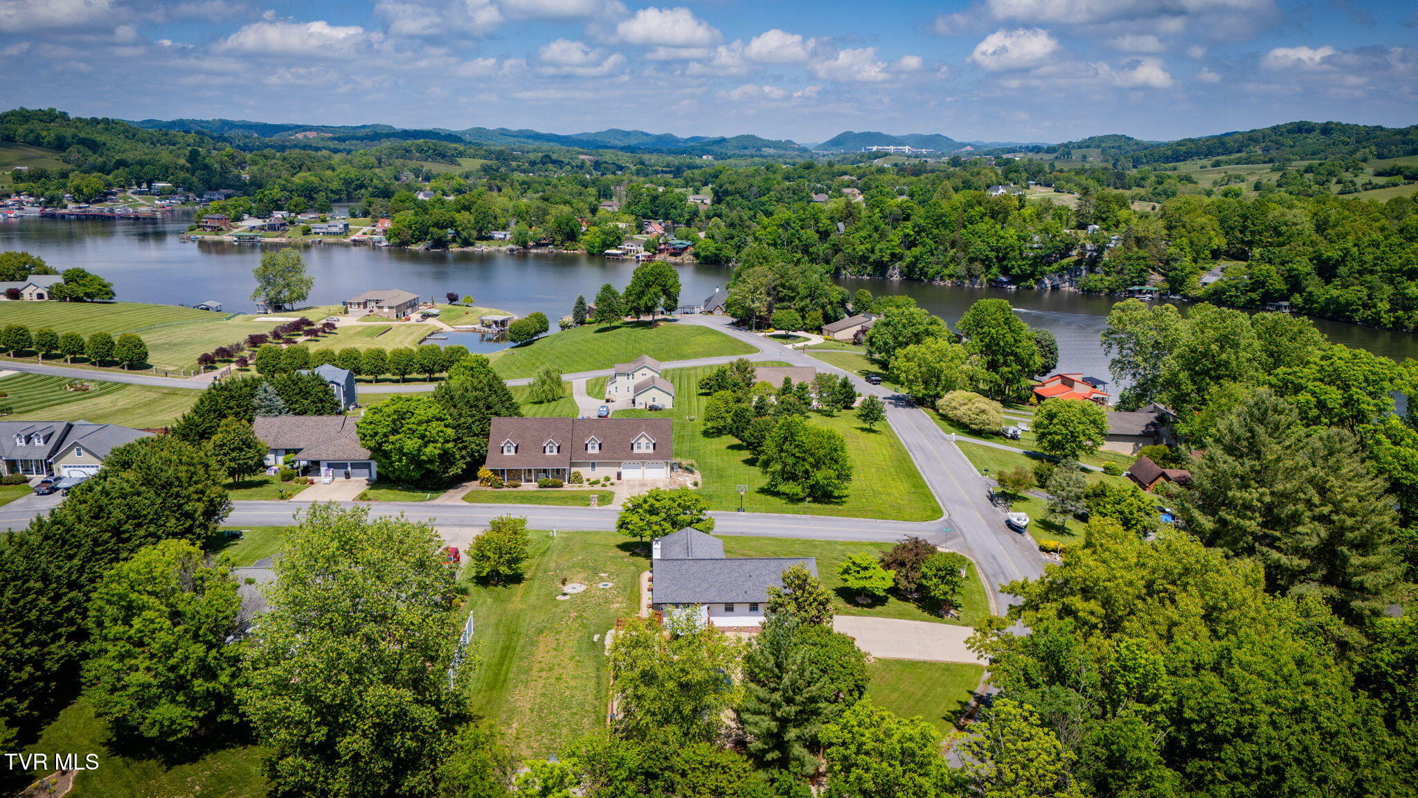 237 Charlie Avenue, Piney Flats, Tennessee image 35