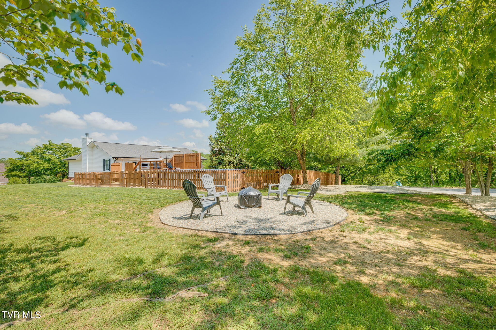 237 Charlie Avenue, Piney Flats, Tennessee image 25