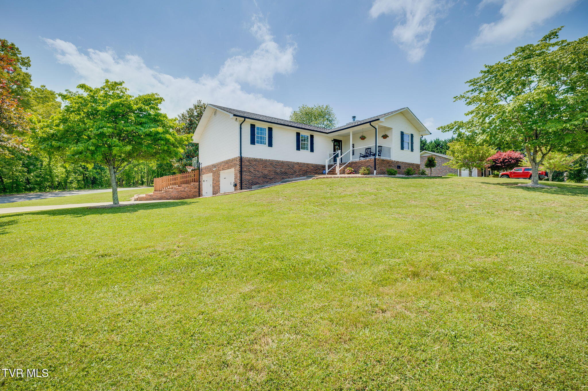 237 Charlie Avenue, Piney Flats, Tennessee image 2
