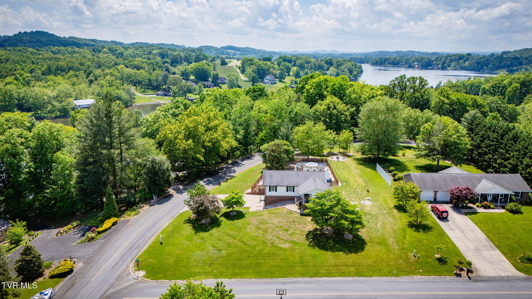 237 Charlie Avenue, Piney Flats, Tennessee image 31