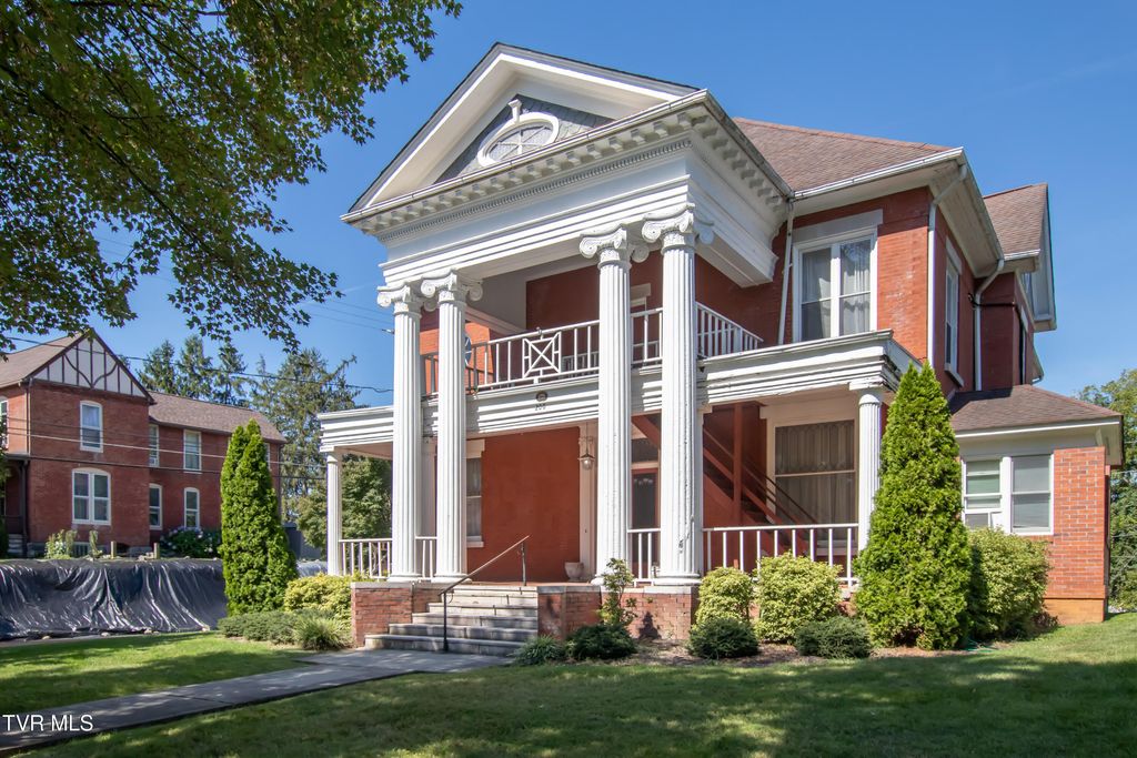 Photo of 200 Solar Street Street, Bristol, VA 24201 (MLS # 9985271)