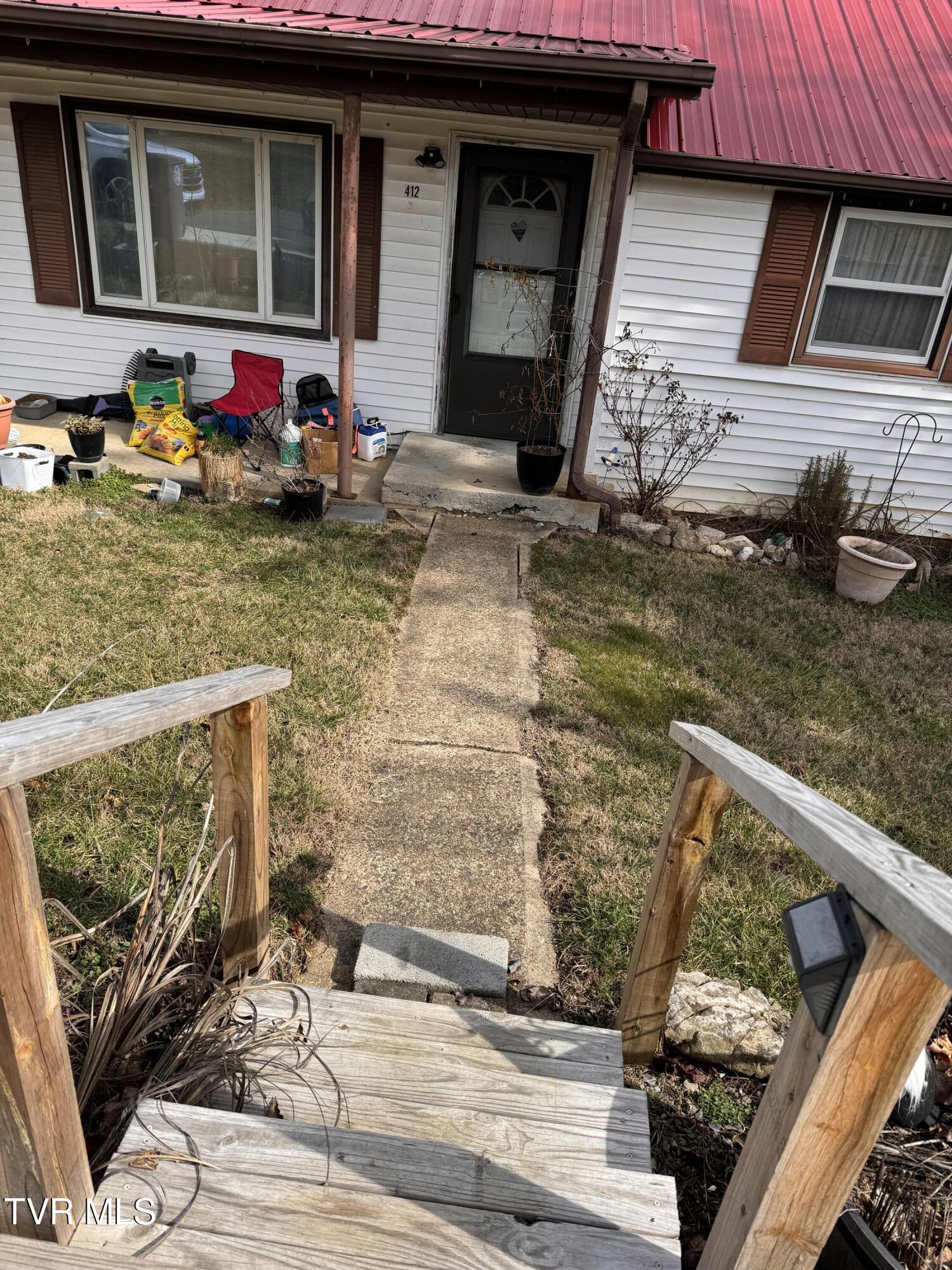 412 Gallop Avenue, Mount Carmel, Tennessee image 3