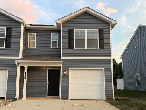 Townhouse For Sale - 24 Teagan's Terrace Ter<br/> Jonesborough, TN 37659