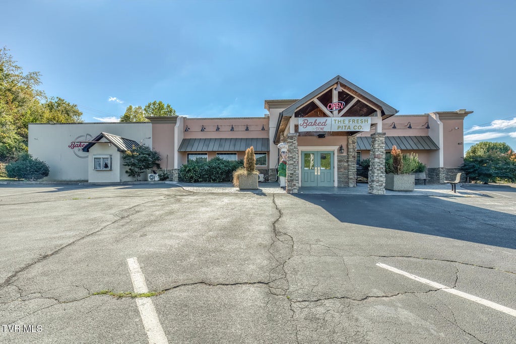 Photo of 417 Stone Drive, Kingsport, TN 37660 (MLS # 10002454)