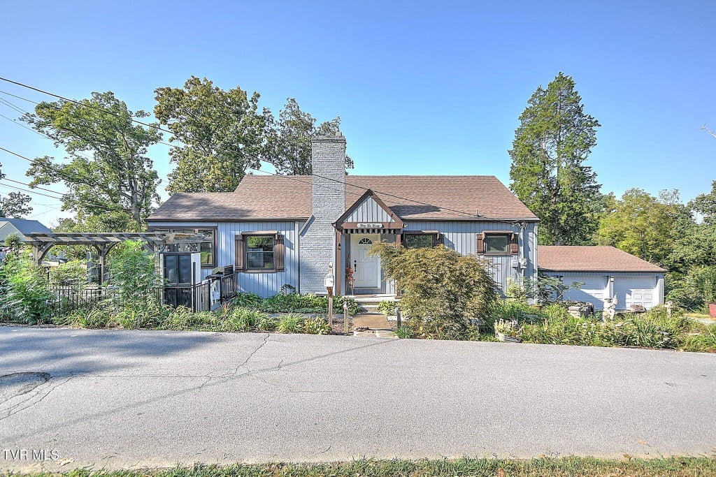 Photo of 3220 Ashley Street, Kingsport, TN 37664 (MLS # 10001068)