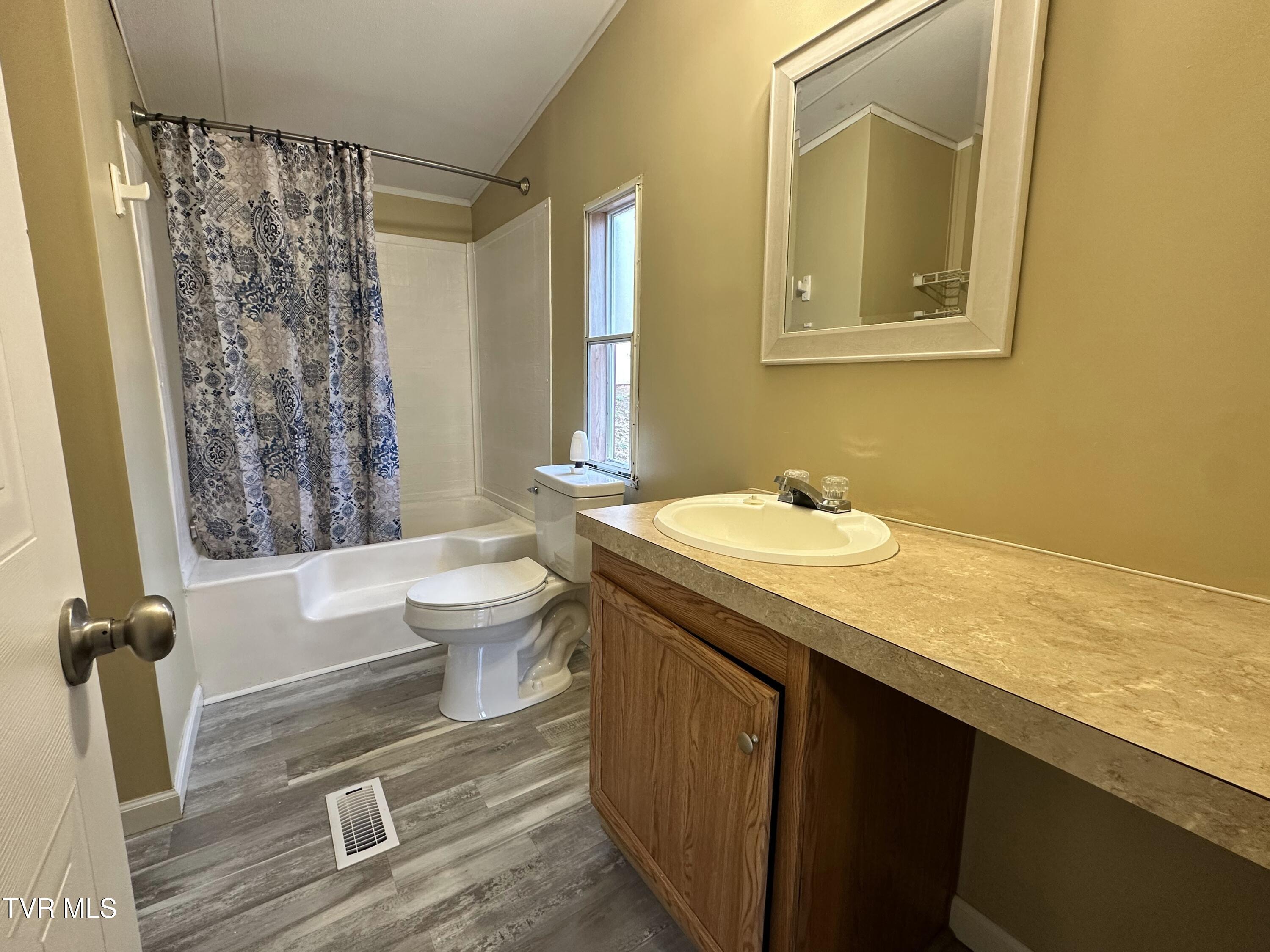 108 Cradic Drive, Rogersville, Tennessee image 6
