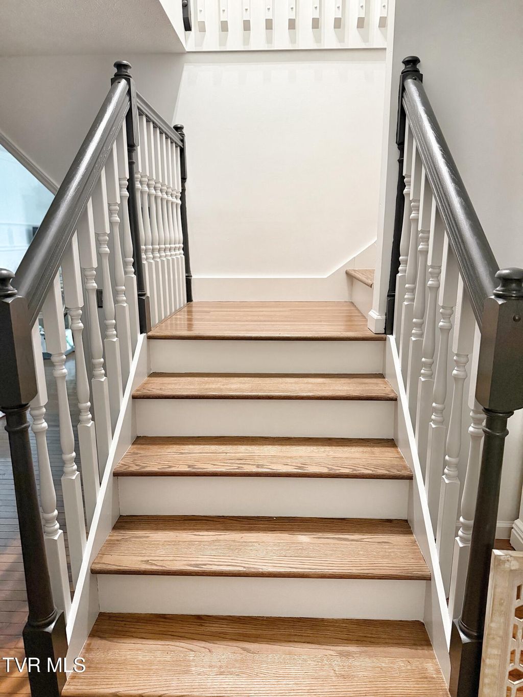 Photo of 338 Chalet Drive, Coeburn, VA 24230 (MLS # 9992039)