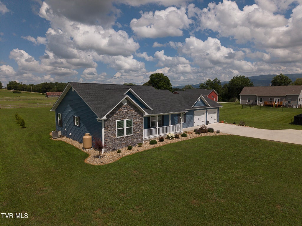 Photo of 60 Alexander Ferry Lane, Greeneville, TN 37743 (MLS # 9998691)