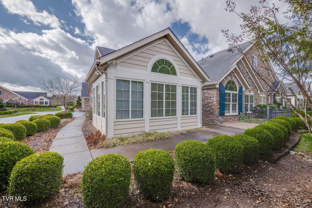 Photo of 1682 Hatterdale Farm Road, Blountville, TN 37617 (MLS # 9988784)