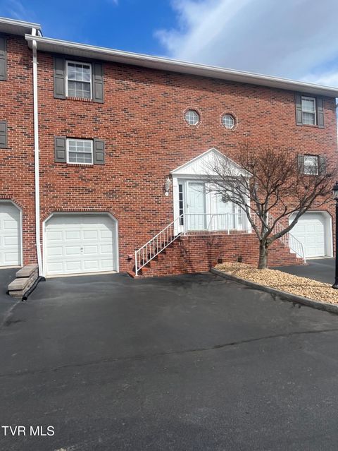 Condo For Sale - 204 Mountain View Road #40<br/> Washington County, Johnson City, TN 37601