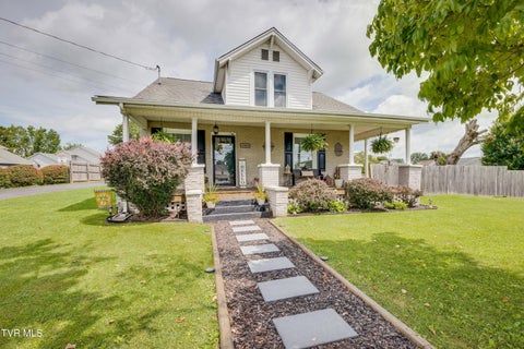 Photo of 1260 King Mill Pike, Bristol, VA 24201 (MLS # 9999502)