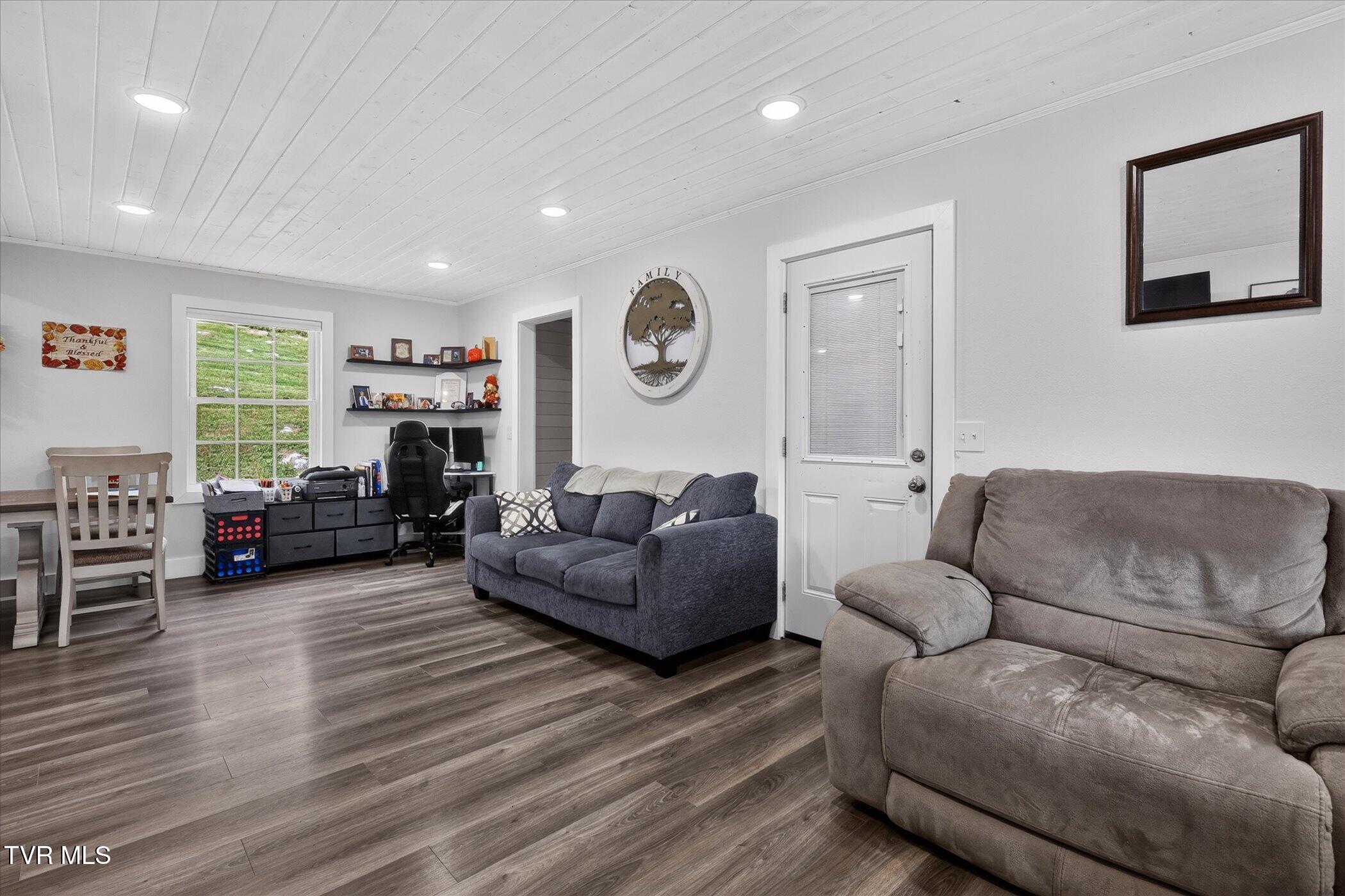 156 Bill Garland Road