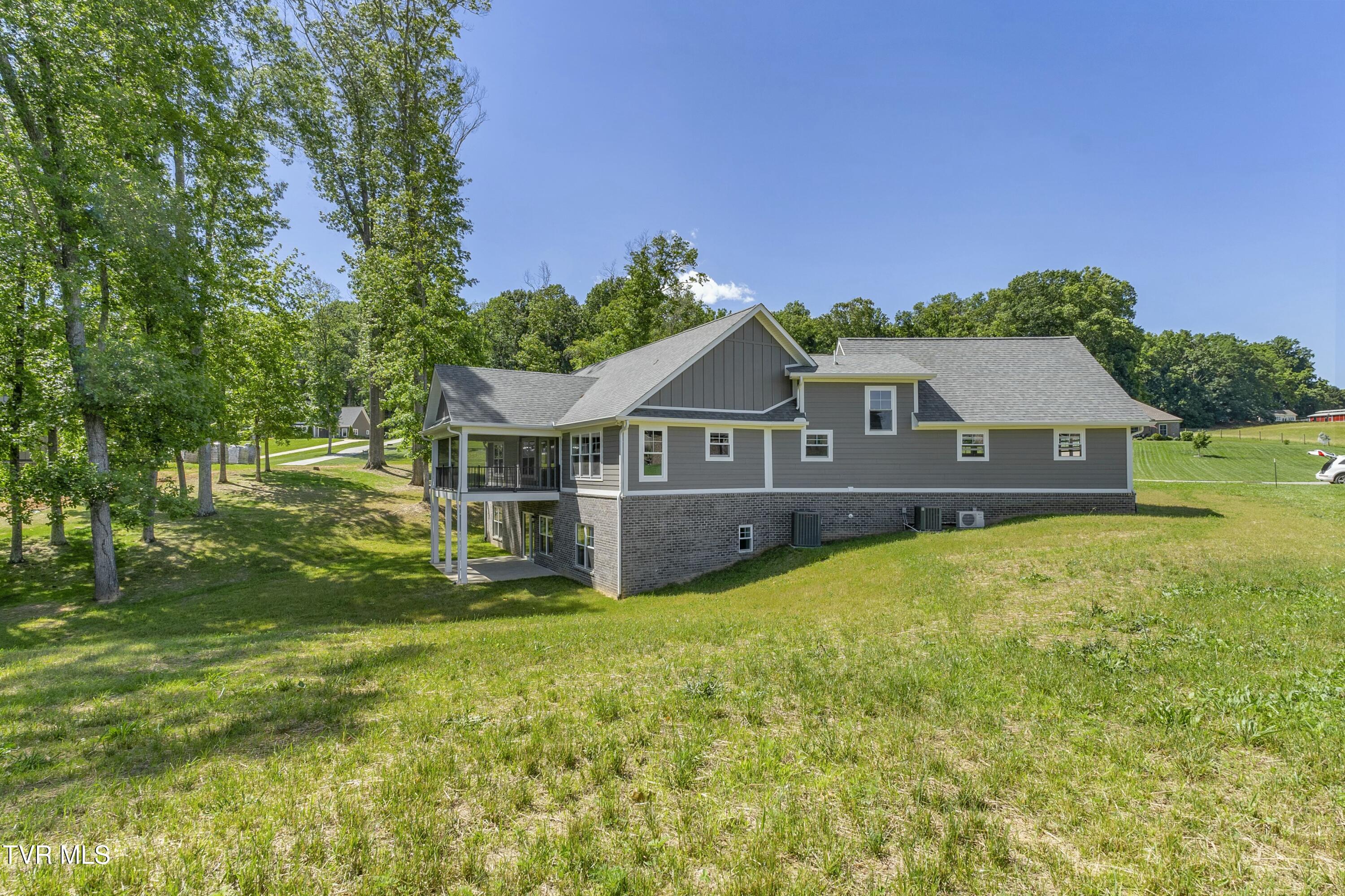 5541 Hester Court, Piney Flats, Tennessee image 6