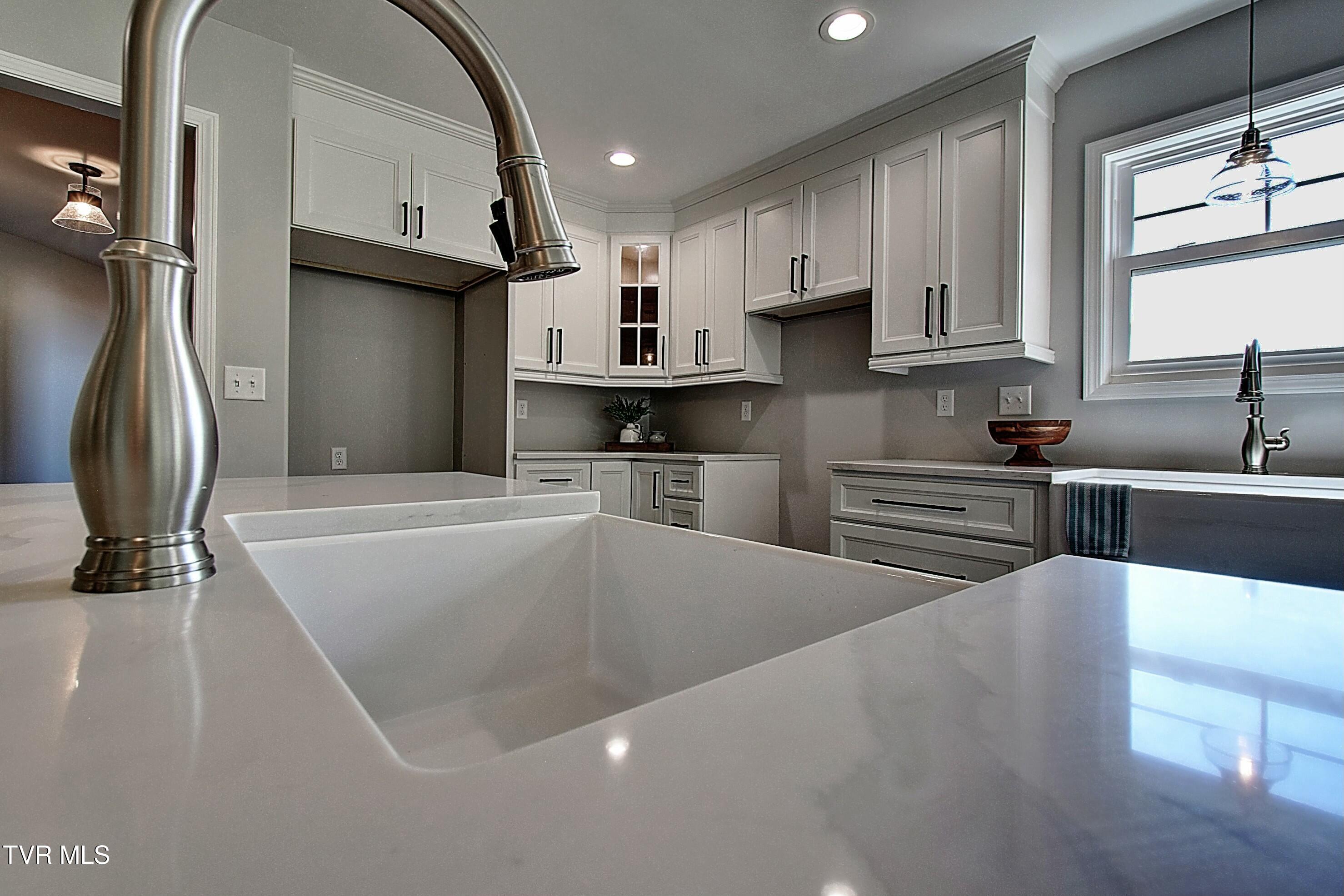 5541 Hester Court, Piney Flats, Tennessee image 35
