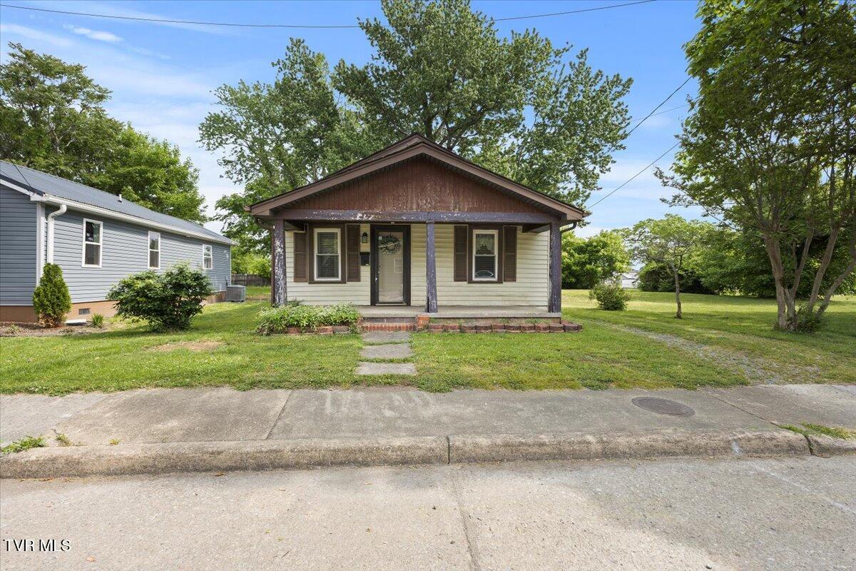 2212 Ashwood Avenue, Kingsport, Tennessee image 4