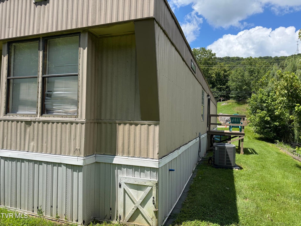 Photo of 1273 Jackson Street, Gate City, VA 24251 (MLS # 10000010)
