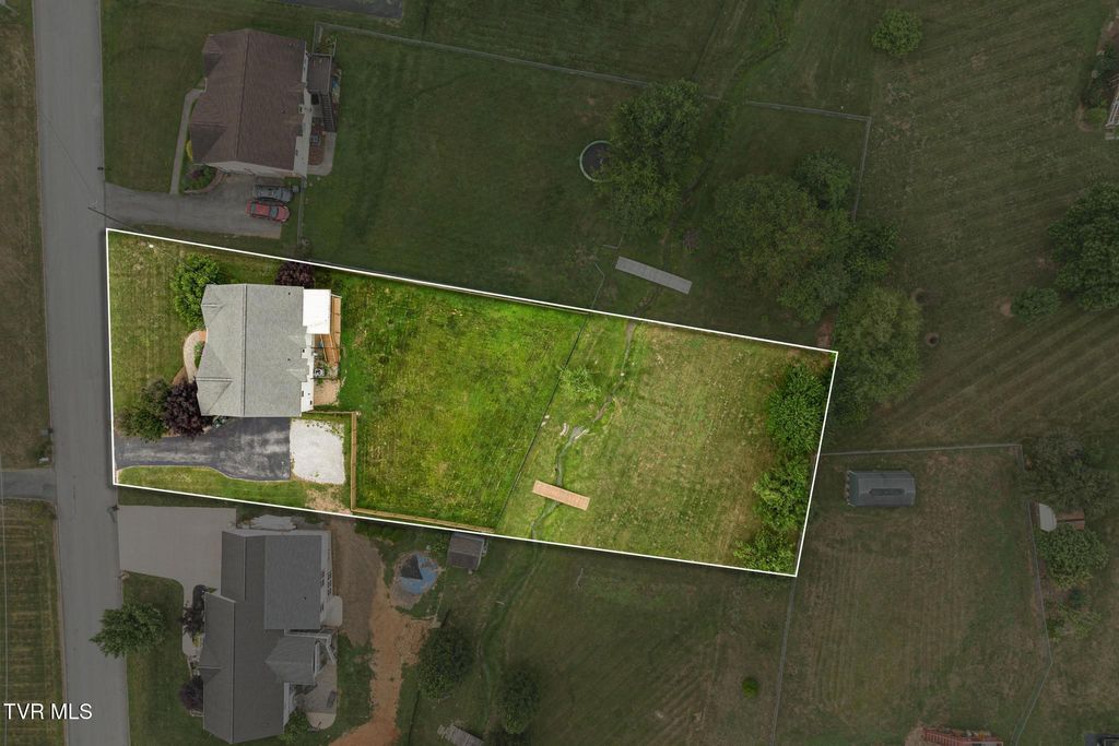 Photo of 116 Alfalfa Lane, Jonesborough, TN 37659 (MLS # 9997339)