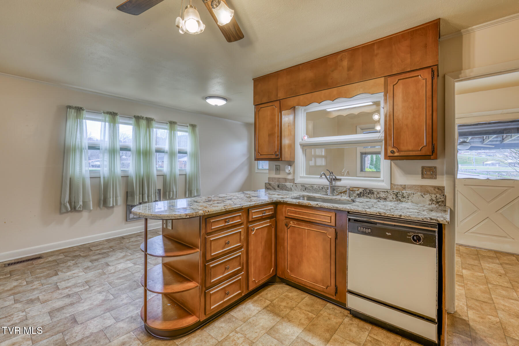 141 Fairground Lane, Mountain City, Tennessee image 12
