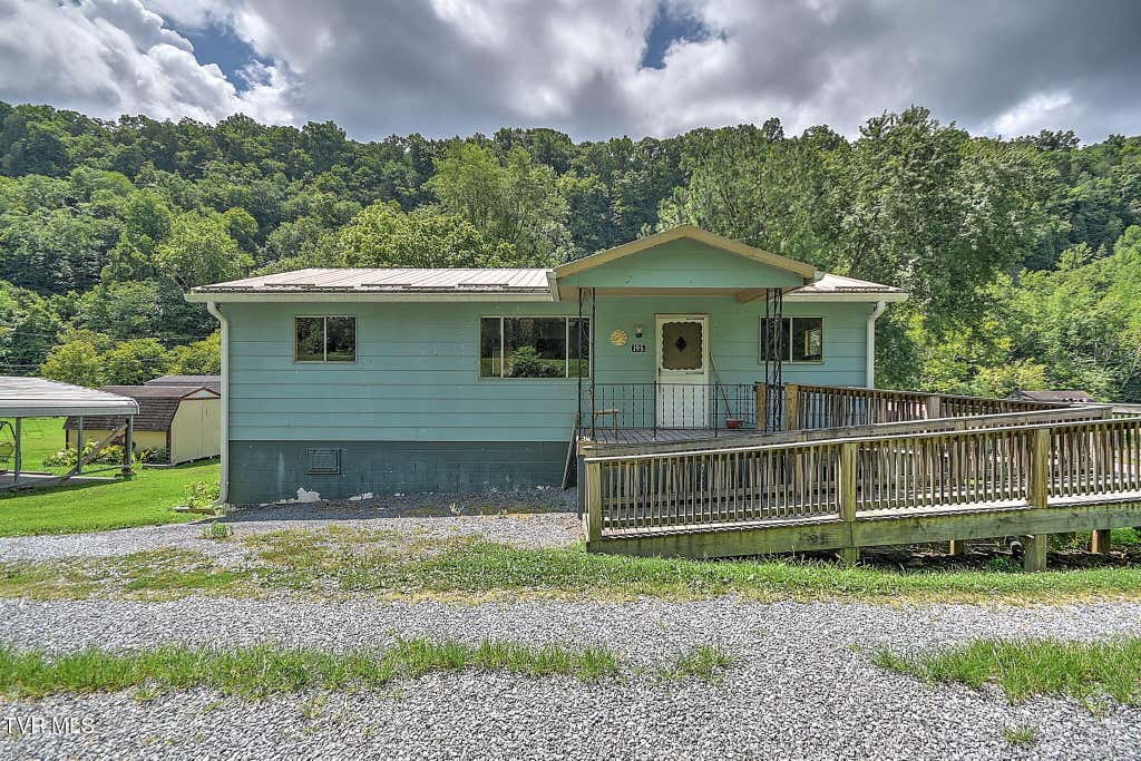 Photo of 195 Spaniel Drive, Gate City, VA 24251 (MLS # 9998115)