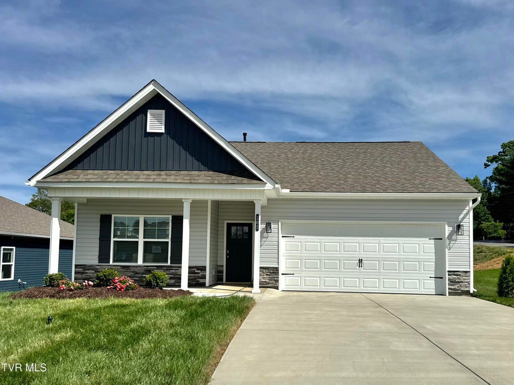 Photo of 202 Artist Avenue Ave, Johnson City, TN 37615 (MLS # 9991281)