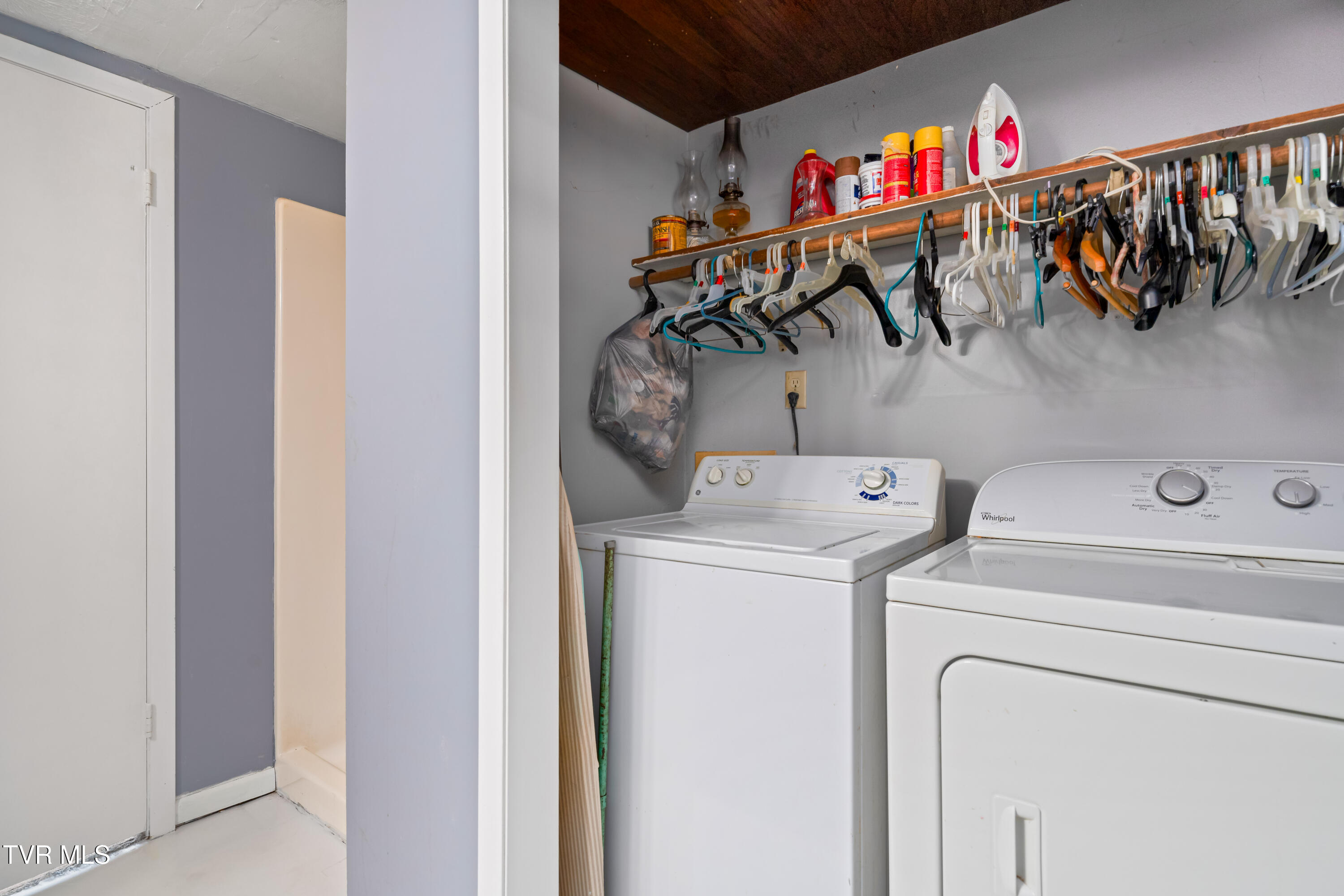 524 Mountain View Drive, Piney Flats, Tennessee image 32