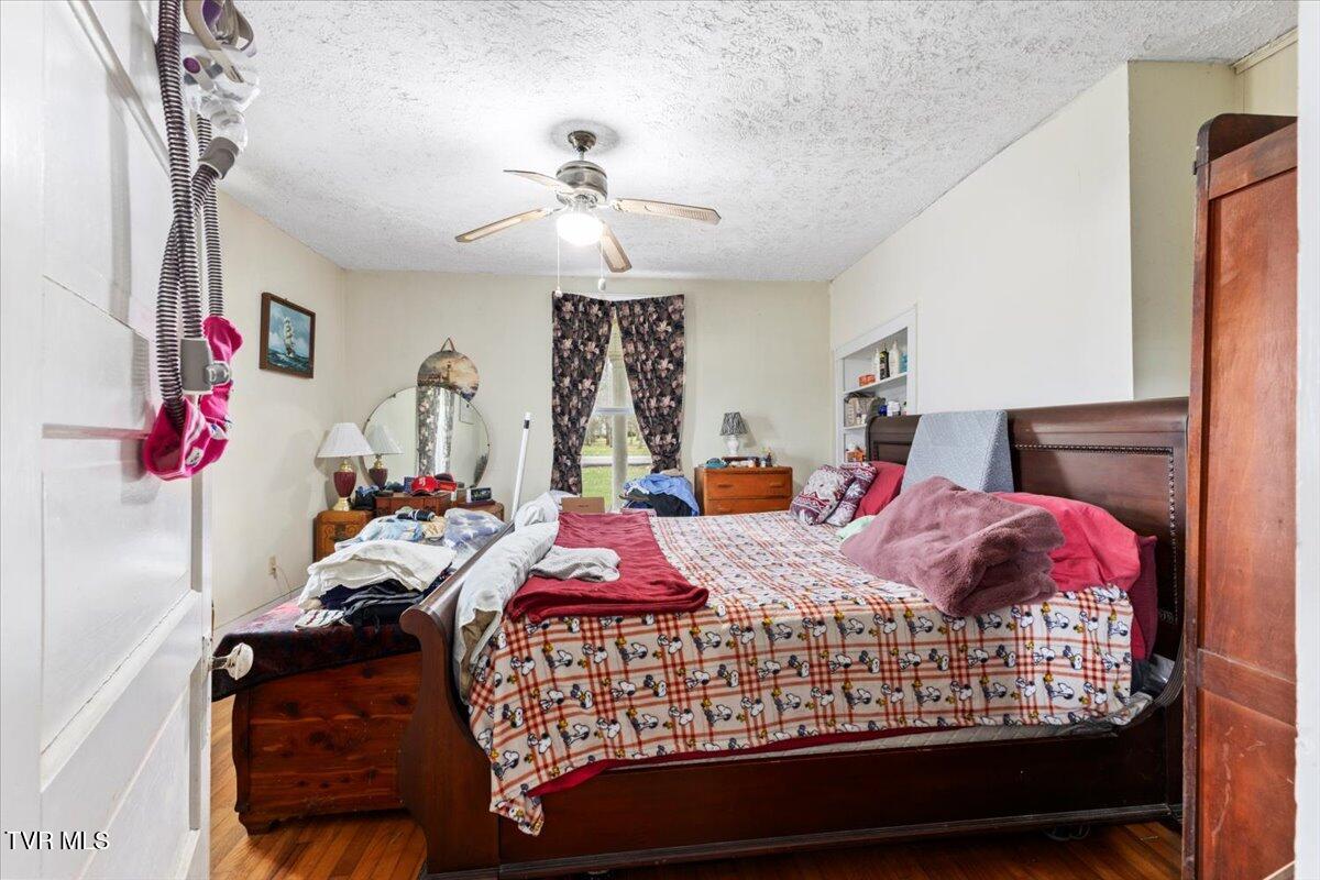 104 Maple Street, Glade Spring, Virginia image 16