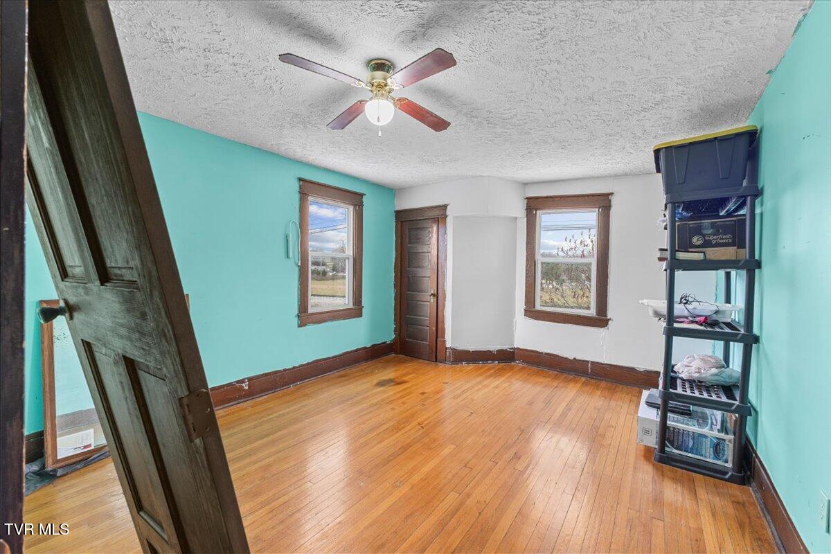 104 Maple Street, Glade Spring, Virginia image 31