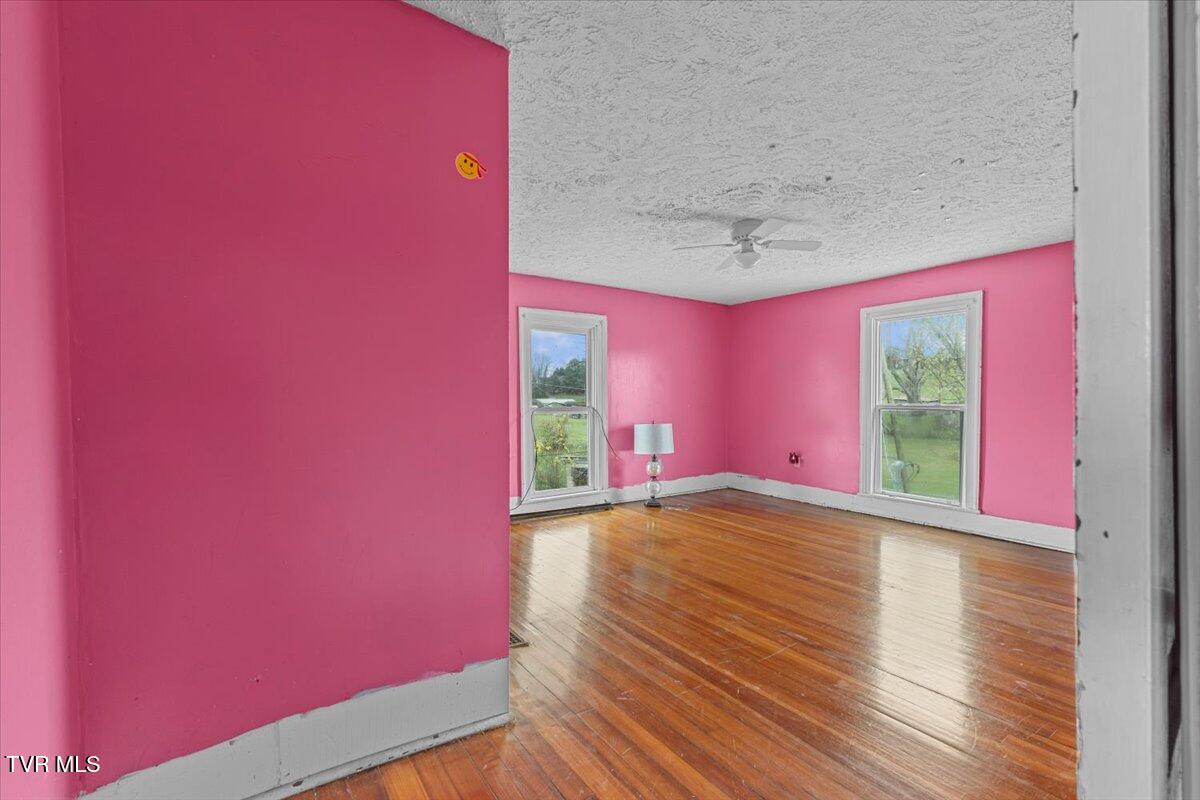 104 Maple Street, Glade Spring, Virginia image 23