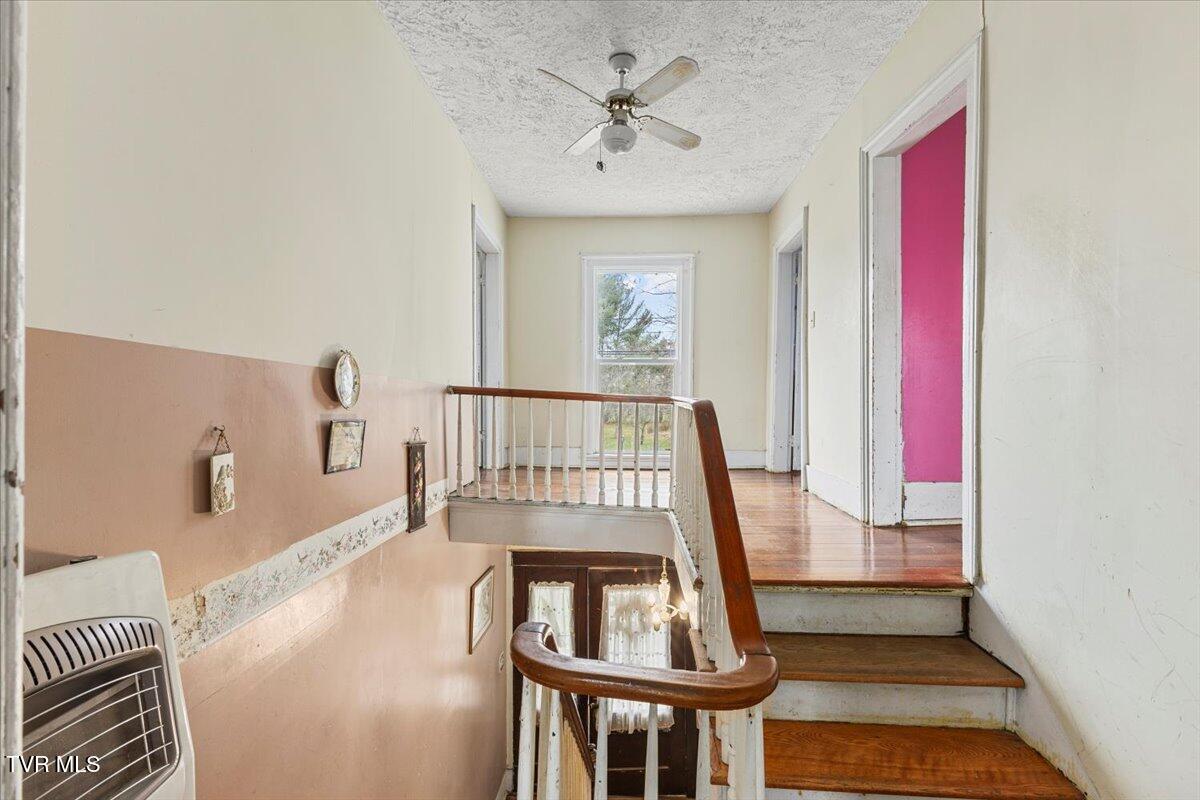 104 Maple Street, Glade Spring, Virginia image 21