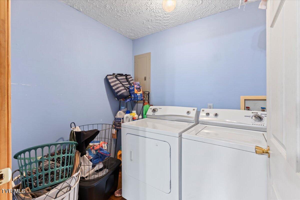 104 Maple Street, Glade Spring, Virginia image 14