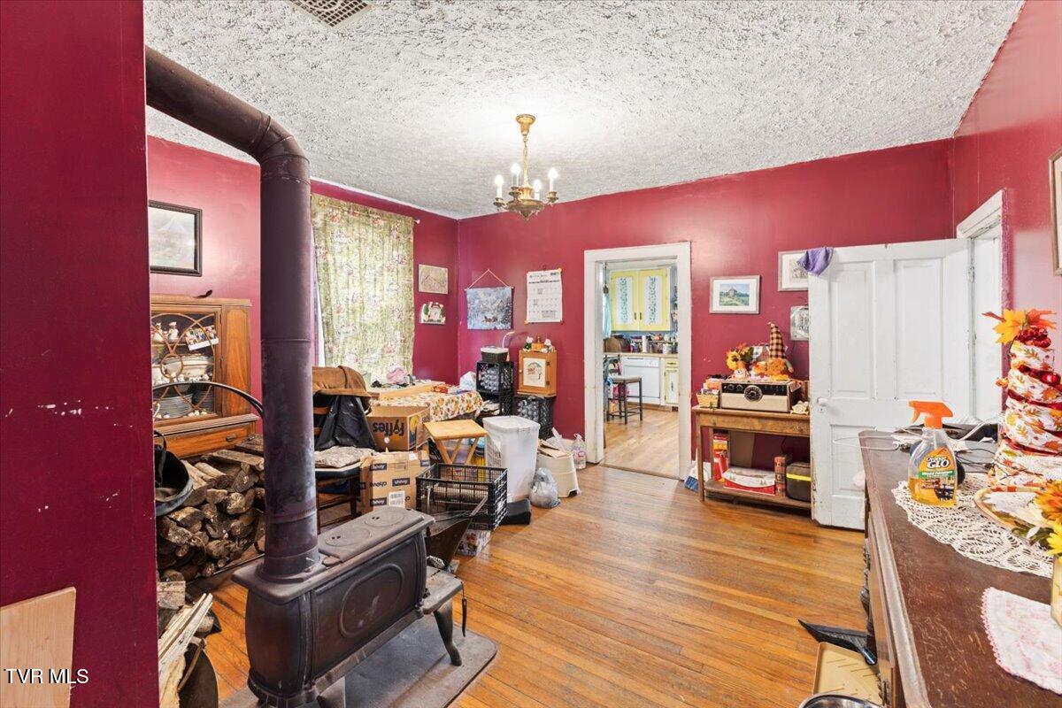 104 Maple Street, Glade Spring, Virginia image 5