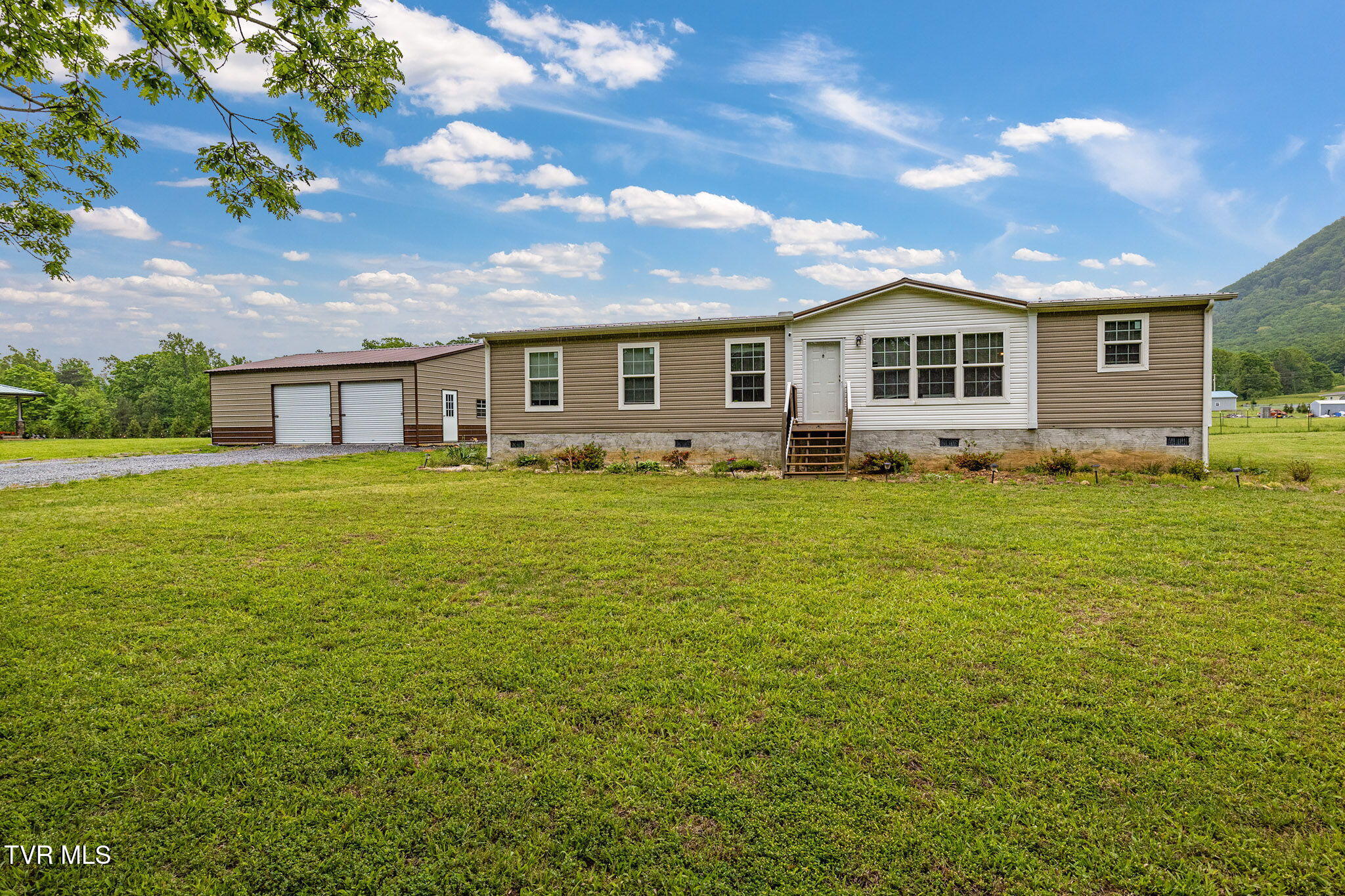 100 Colyer Road, Greeneville, Tennessee image 1