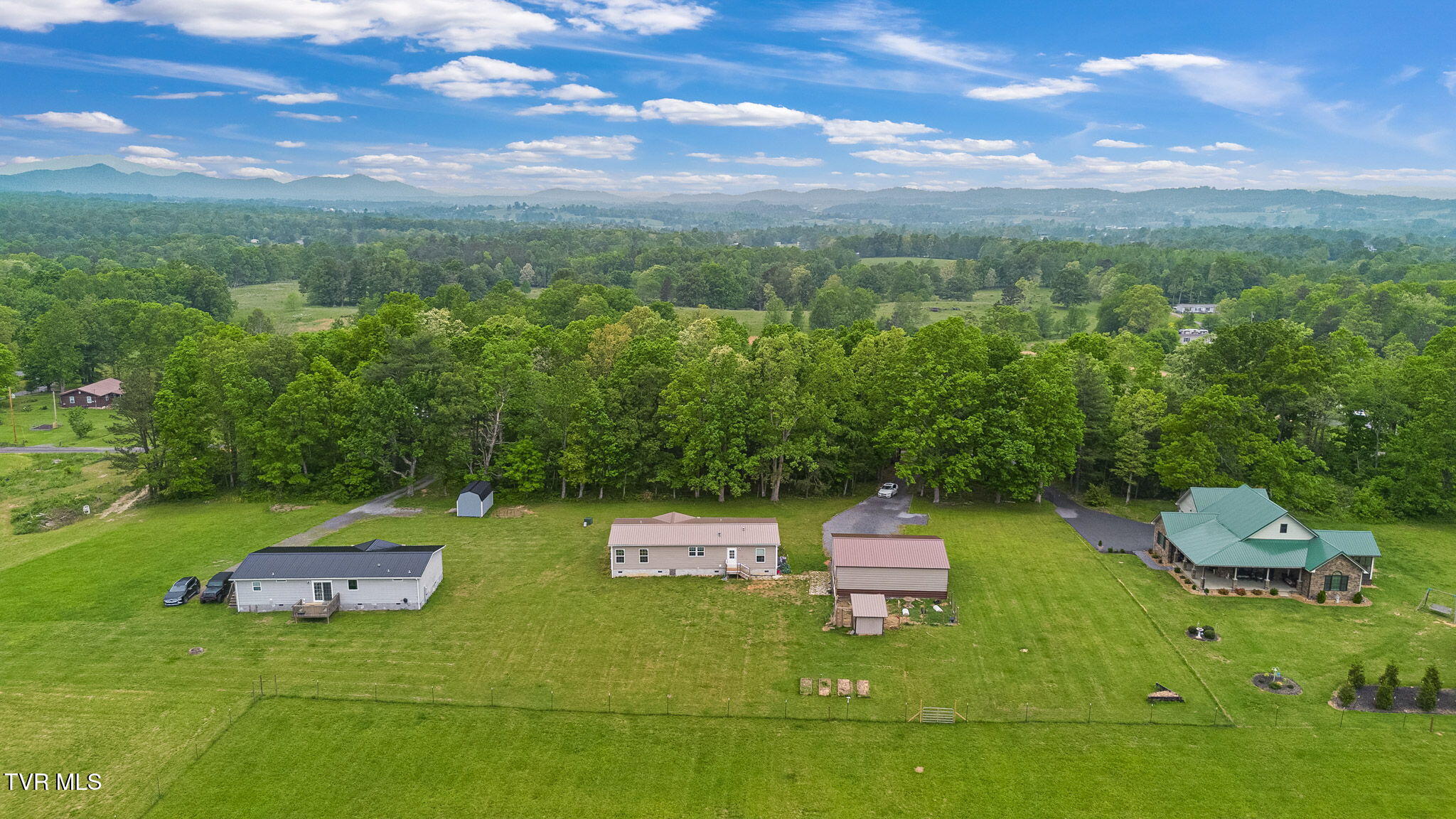 100 Colyer Road, Greeneville, Tennessee image 4