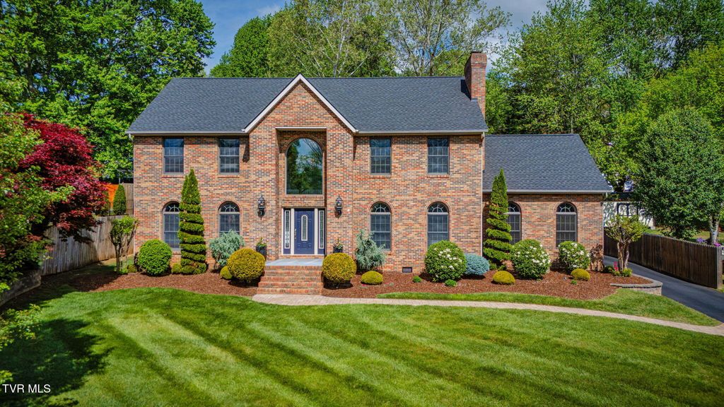 Photo of 3504 Bondwood Circle, Johnson City, TN 37604 (MLS # 9994324)