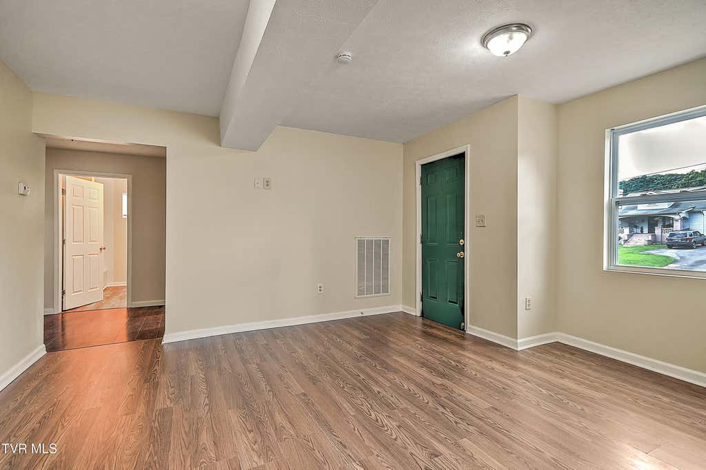 Photo of 2609 Bloomingdale Road, Kingsport, TN 37660 (MLS # 9999212)