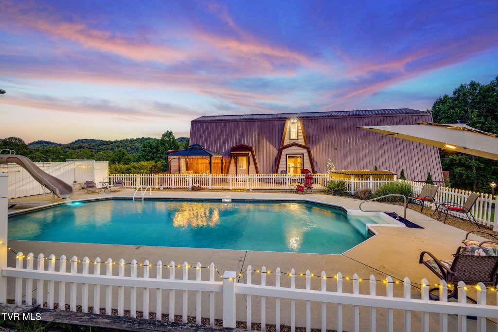 Photo of 4403 Highway 11w, Blountville, TN 37617 (MLS # 9996970)