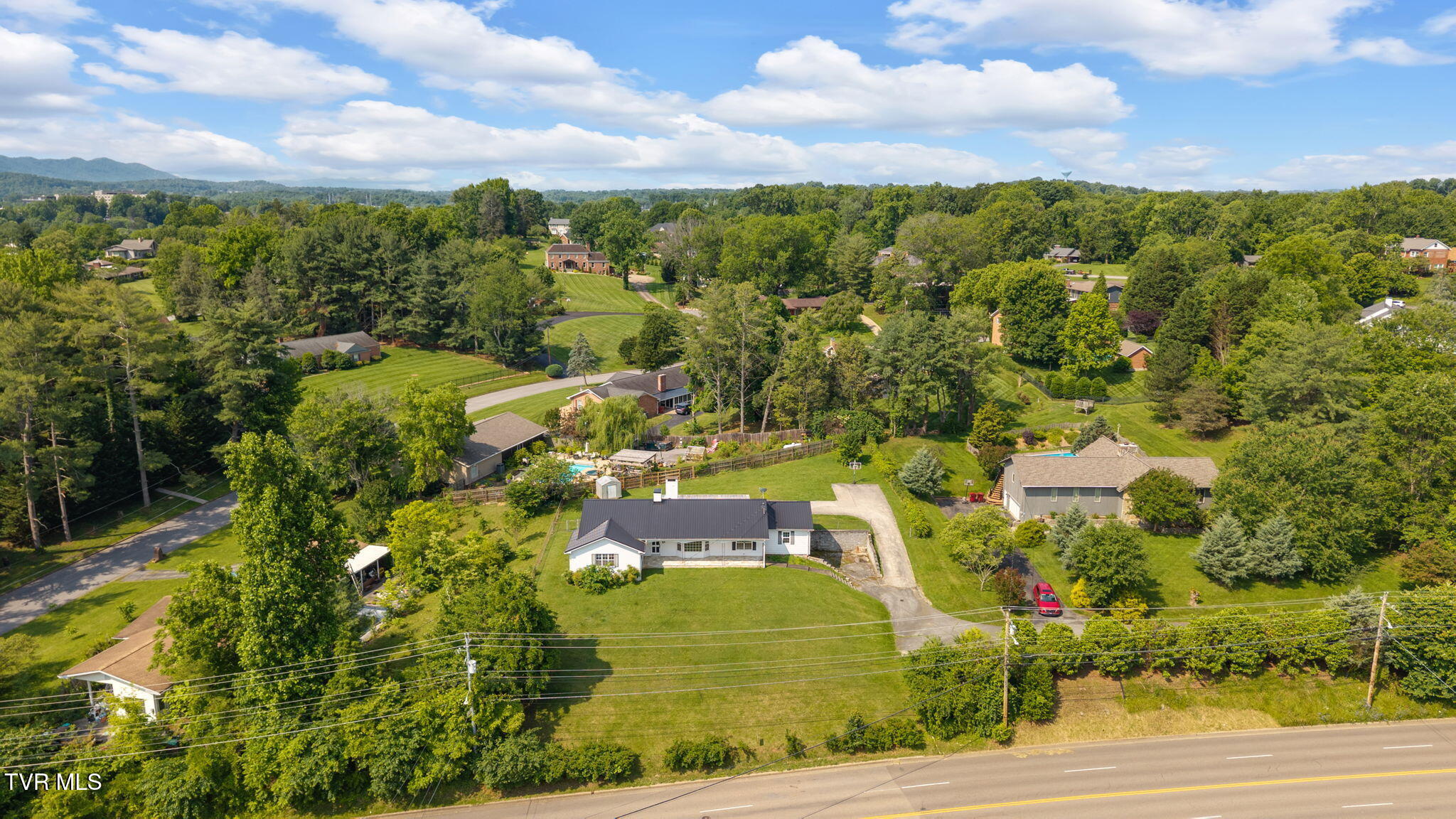 1303 Knob Creek Road, Johnson City, Tennessee image 50